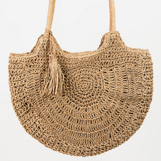 straw bag with tassle accent